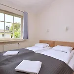 Victus Cozy Apartment With Parking And Balcony Close To The Beach By Noclegi Renters